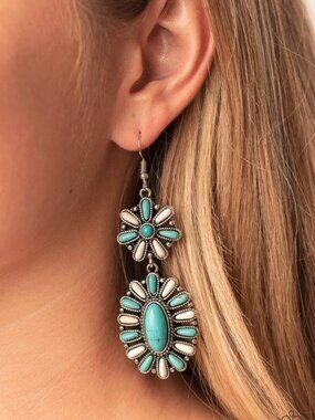 Paparazzi Jewelry Accessories - Richly Rustler - Multi Earrings - Vintage